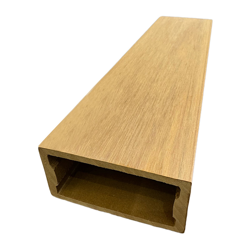 Tube ASA/PVC longue durée pour les accents de toiture de terrasse nécessitant une protection UV extrême et une stabilité dimensionnelle